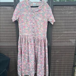 Vintage, cottage core, sz10, 1980s romantic peony floral dress from Laura Ashley
